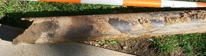 Sewer pipe - defective sewer pipe Sewer contractors - Defective section of a house sewer