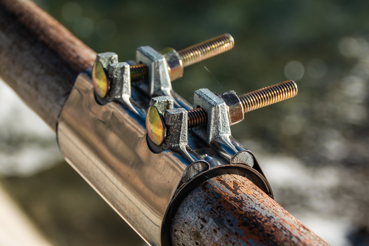 Cost-Effective Water Leak Fixes: Copper Pipe Clamps 1 copper pipe clamps
