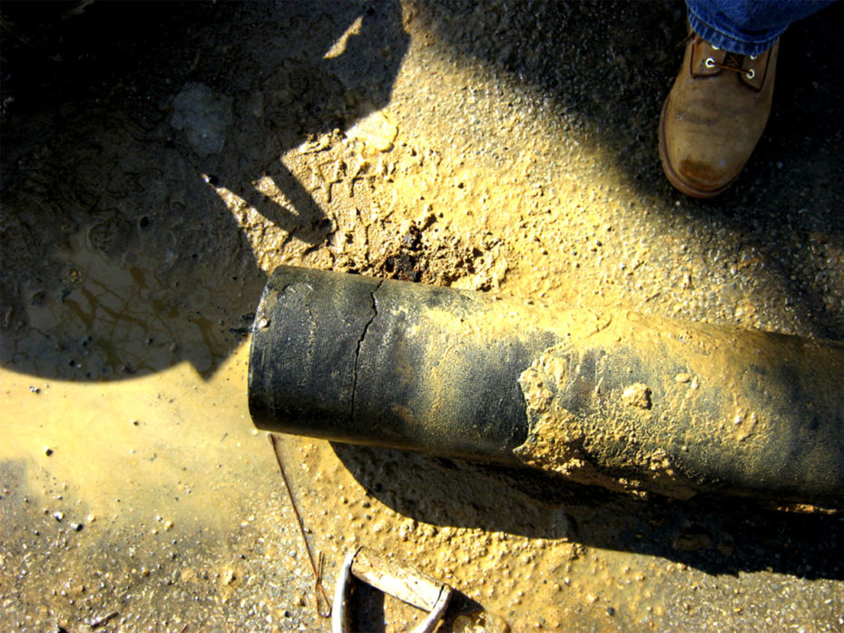 broken undergound pipe