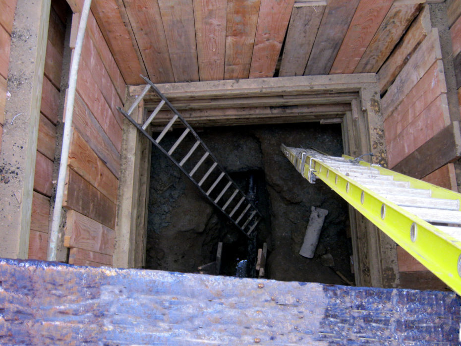 sewer rpeair in street