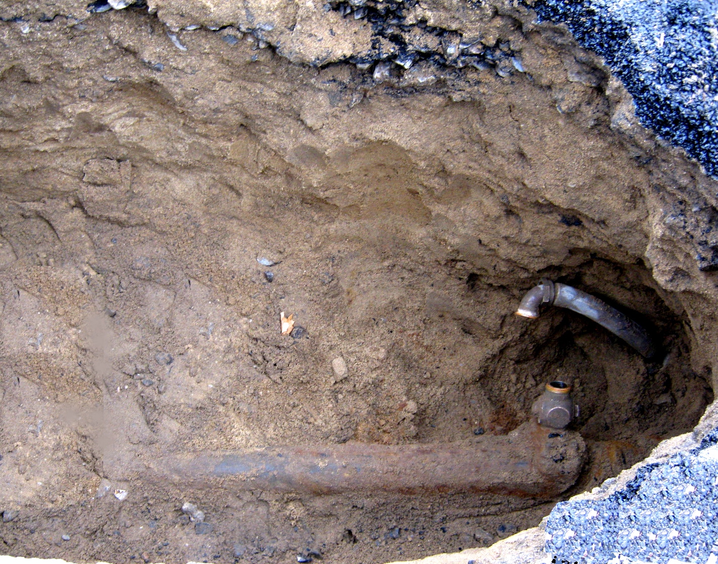 A Great Guide To Understand NYC Water Bill Rates, Billing & The Dispute Process 2 sewer-and-water-disconnections
